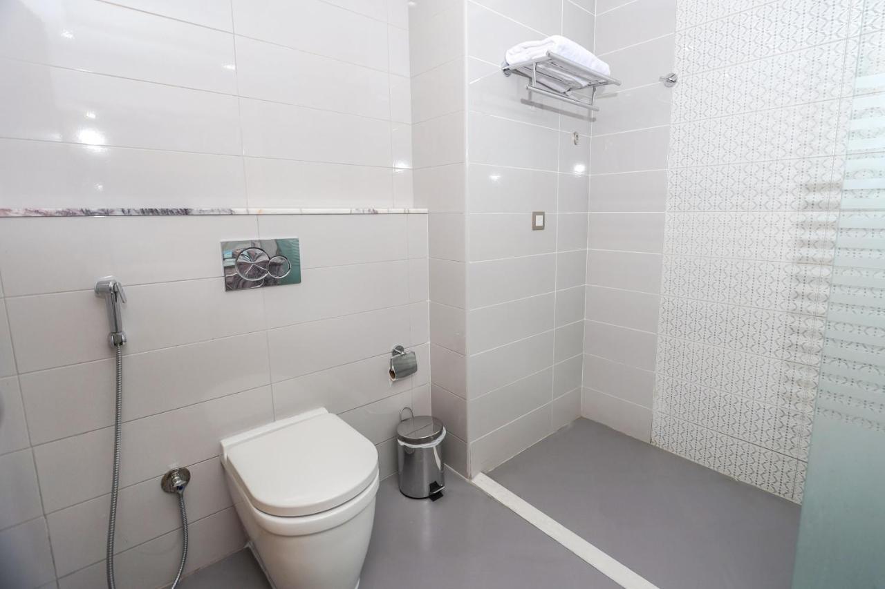 Al Azmy 116 Hotel Шарджа Екстер'єр фото