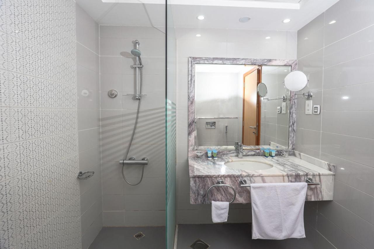 Al Azmy 116 Hotel Шарджа Екстер'єр фото